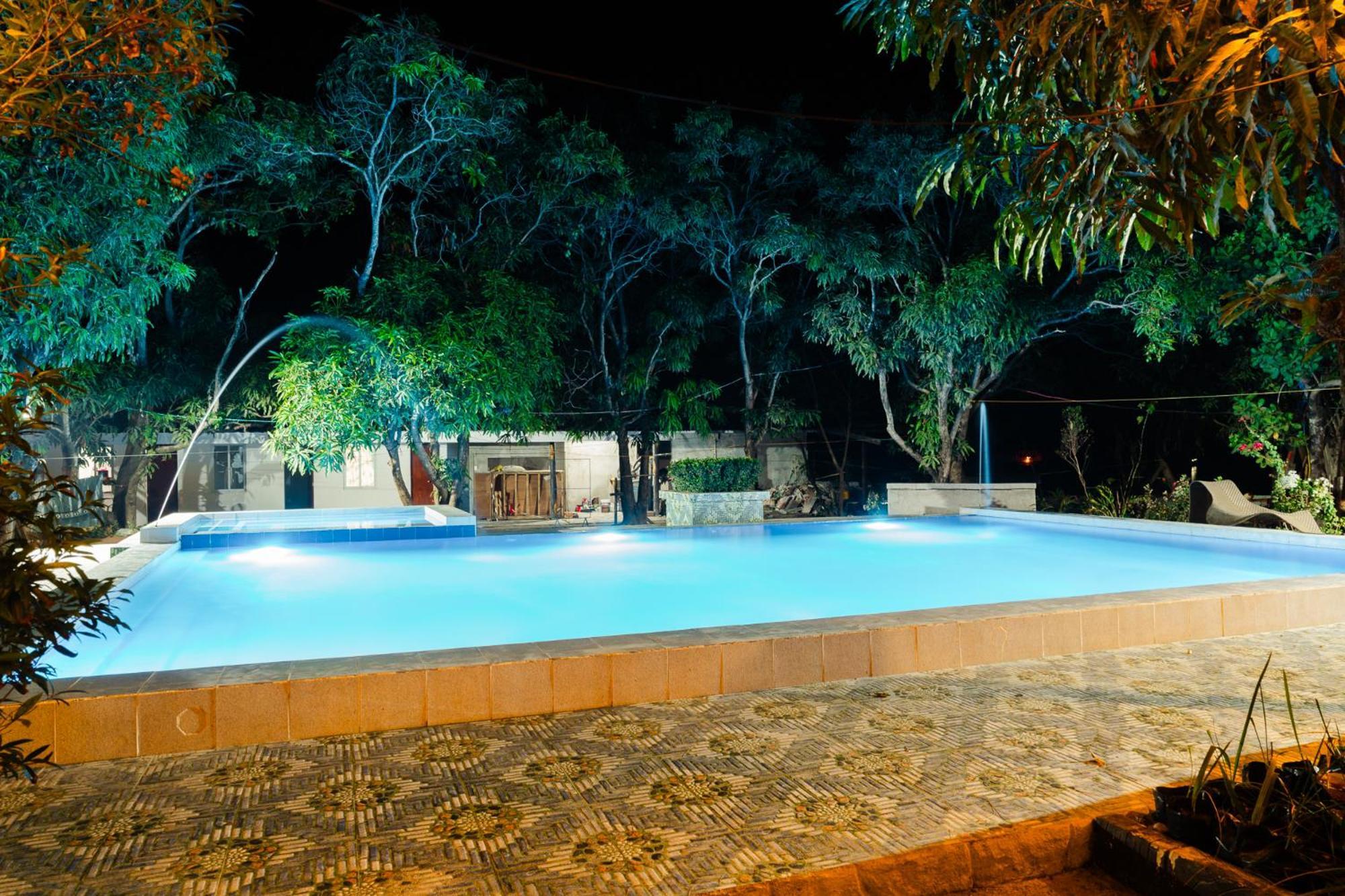 Q Beach Resort Cabangan Extérieur photo