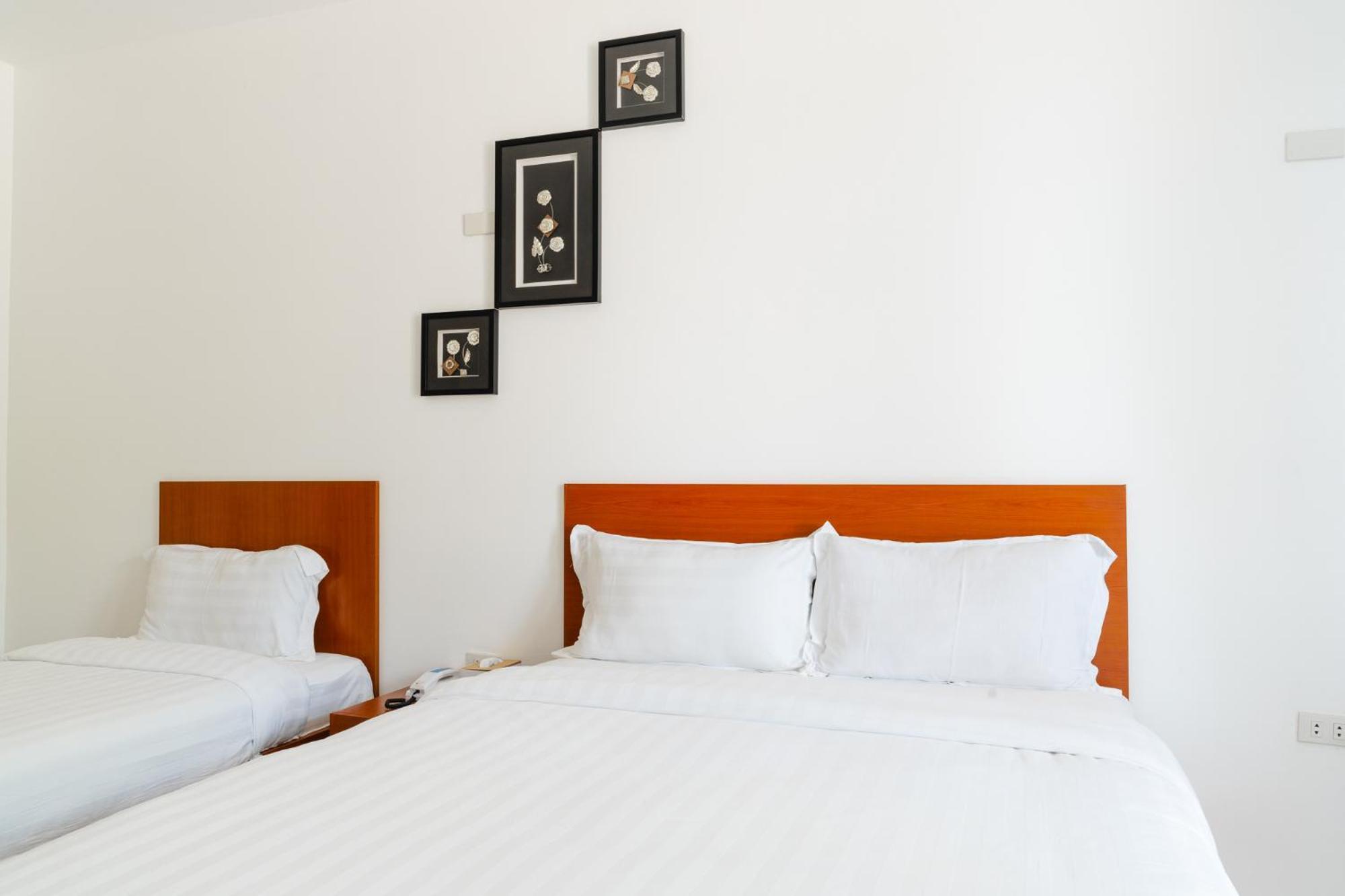 Q Beach Resort Cabangan Chambre photo