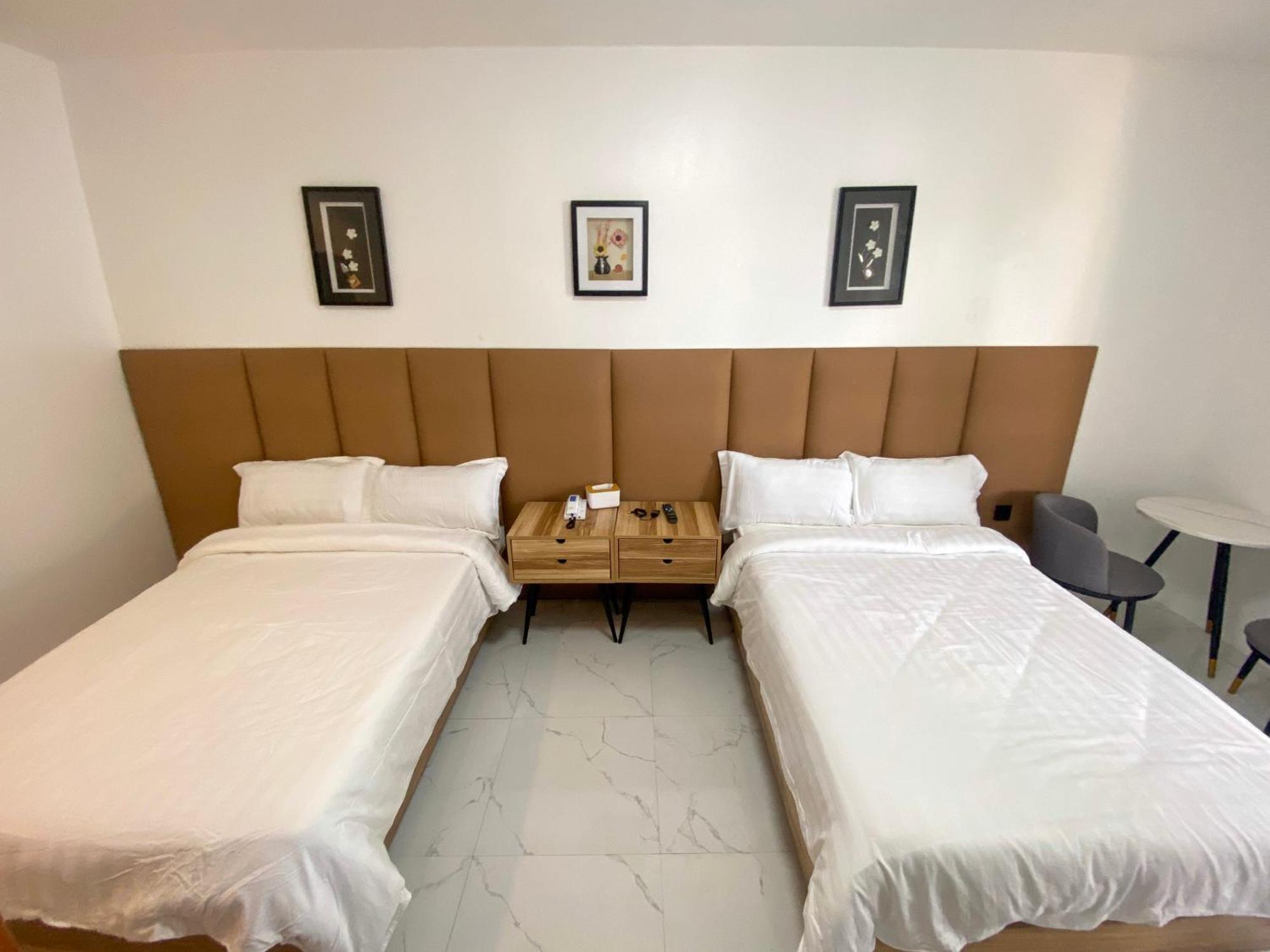 Q Beach Resort Cabangan Chambre photo