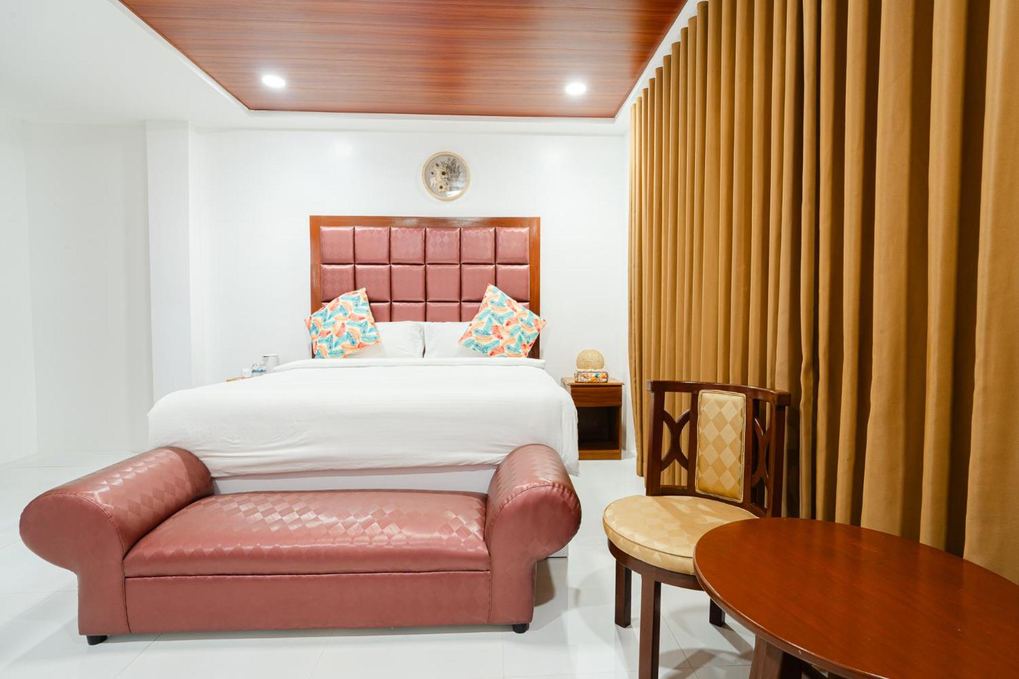 Q Beach Resort Cabangan Extérieur photo